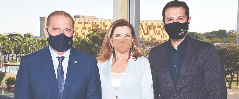 Marta Rossi e Eduardo Zorzanello estiveram reunidos com o ministro chefe da Casa Civil, Onyx Lorenzoni, no Palácio do Planalto